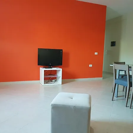 Flori Apartment