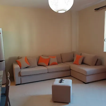 Flori Apartment Vlore