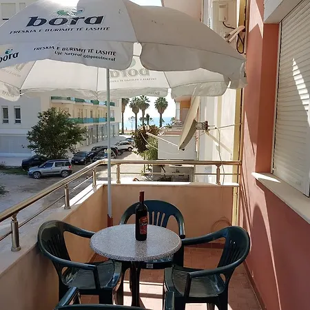 Flori Apartment Vlore