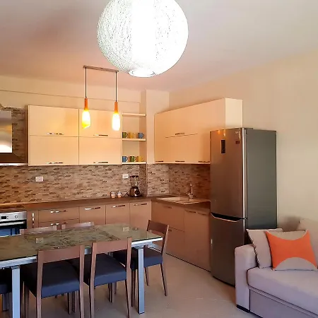 Apartment Flori